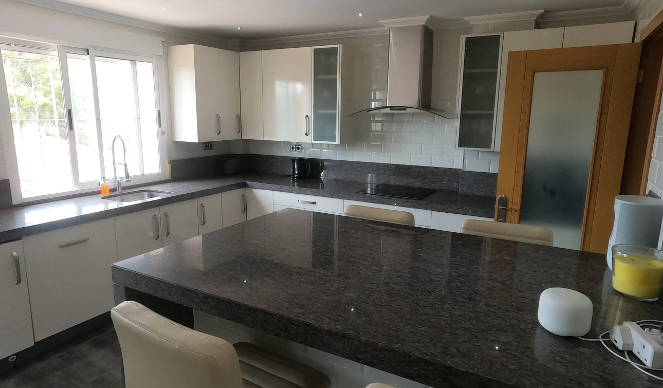 Reventa - Villa independiente - Algorfa