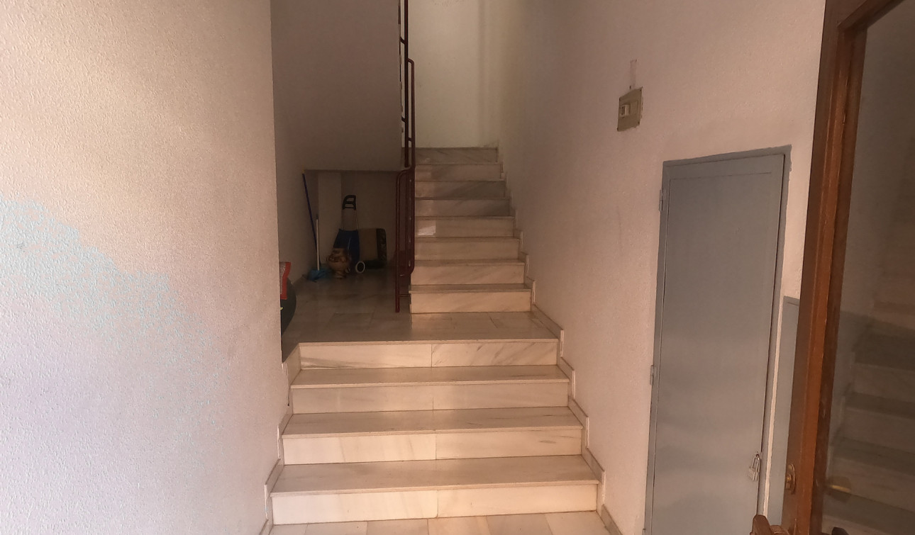 Reventa - Villa independiente - Algorfa