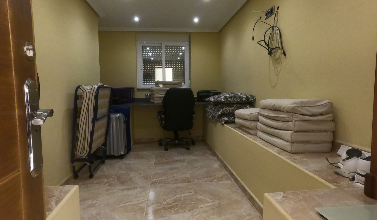 Reventa - Villa independiente - Algorfa