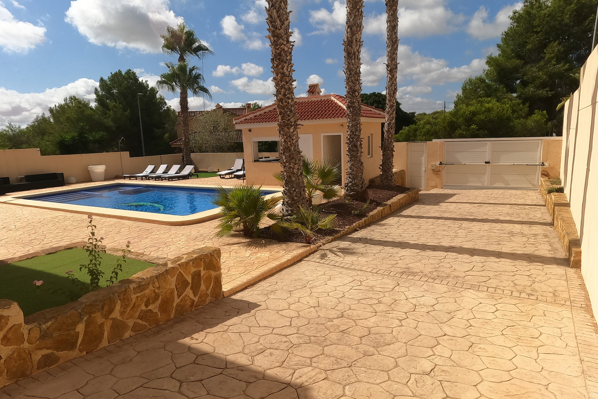 Reventa - Villa independiente - Algorfa