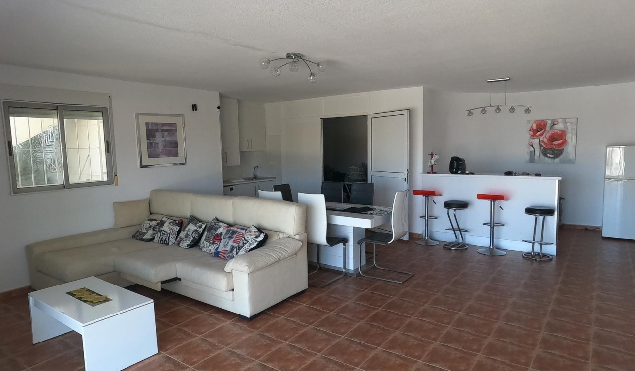Reventa - Villa independiente - Algorfa
