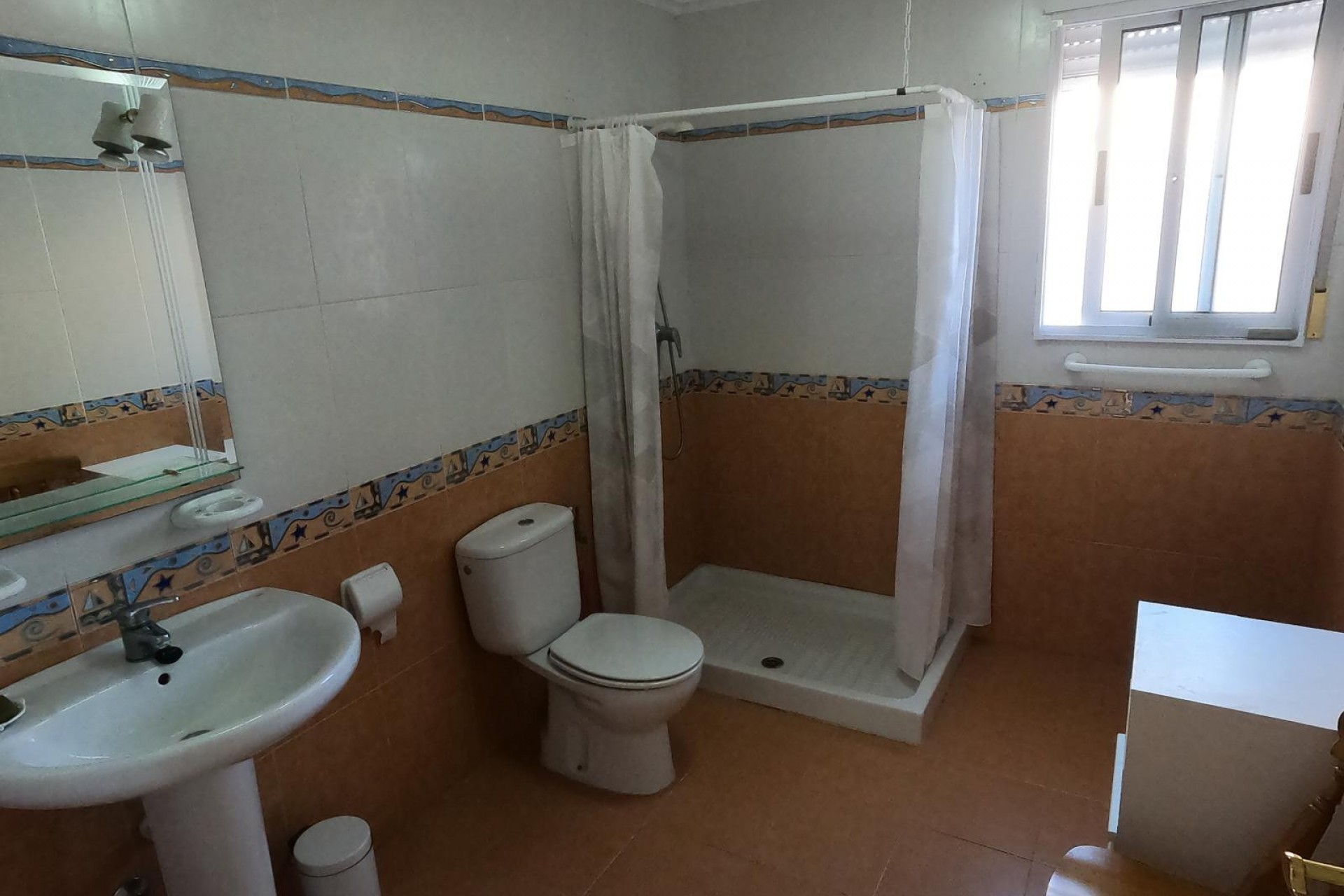 Reventa - Villa independiente - Algorfa