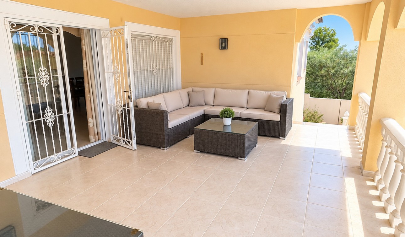 Reventa - Villa independiente - Algorfa