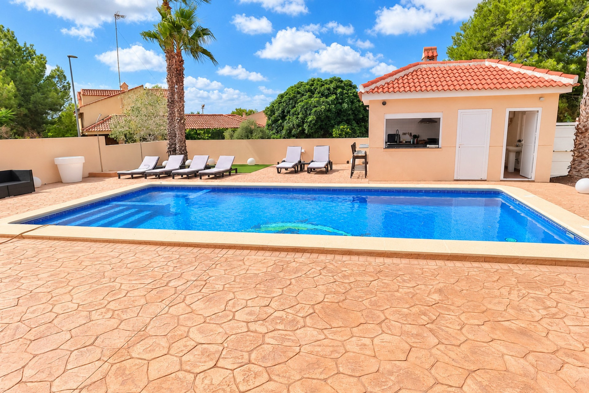 Reventa - Villa independiente - Algorfa