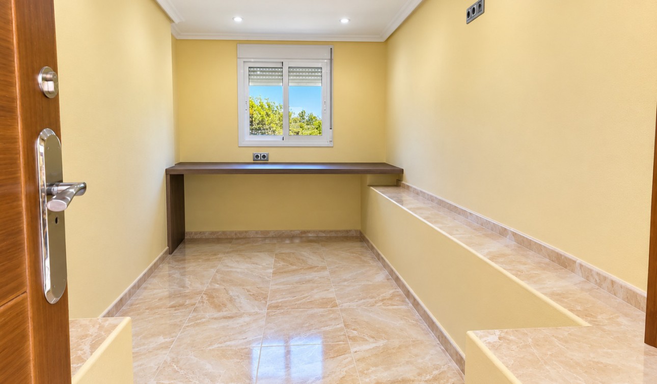 Reventa - Villa independiente - Algorfa