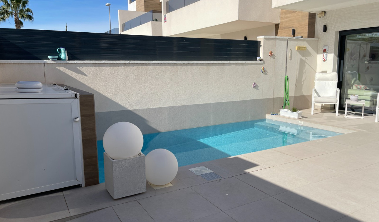 Reventa - Villa independiente - Benijofar - Centro