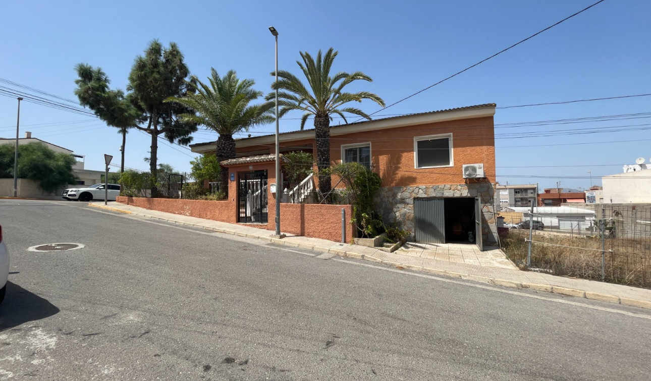 Reventa - Villa independiente - Benijofar - Pueblo