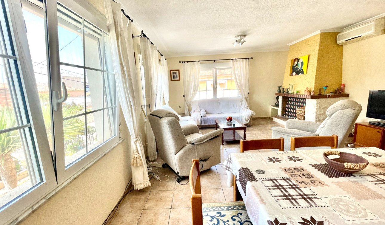 Reventa - Villa independiente - Benijofar - Pueblo