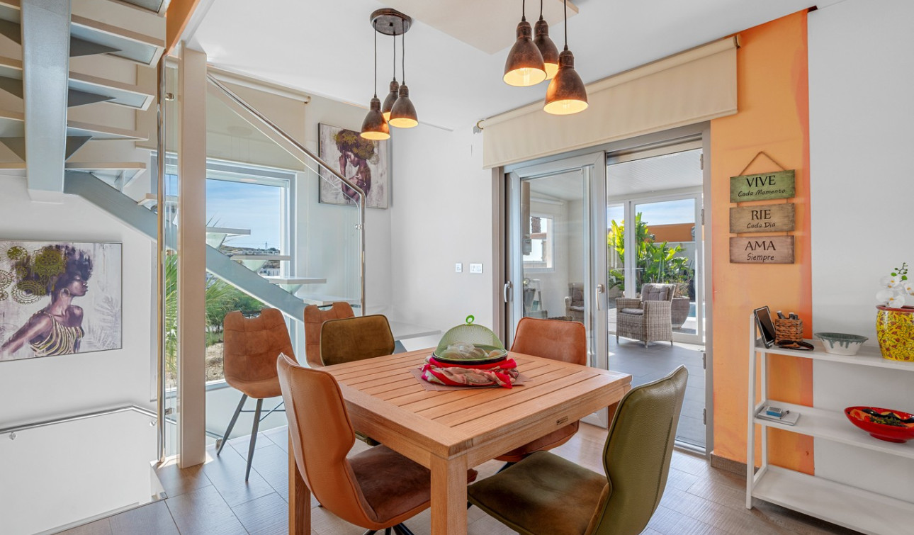 Reventa - Villa independiente - Benijofar