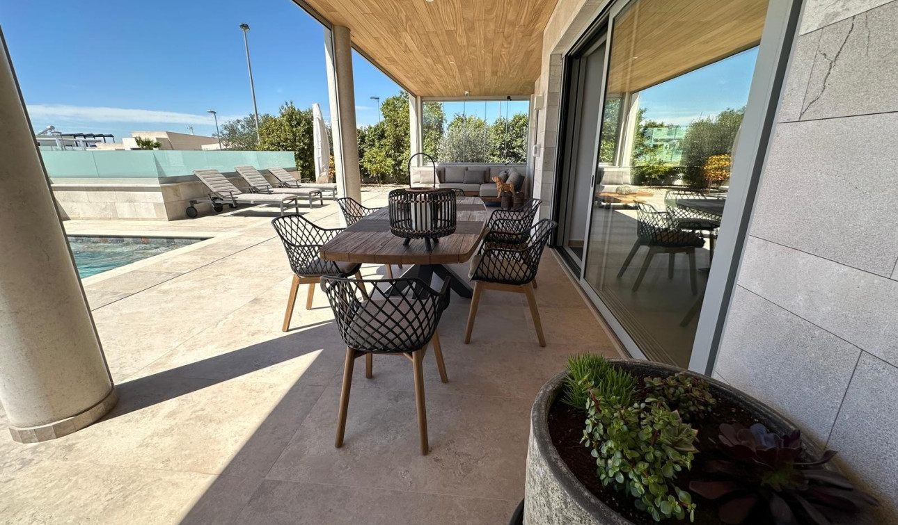 Reventa - Villa independiente - Benijofar