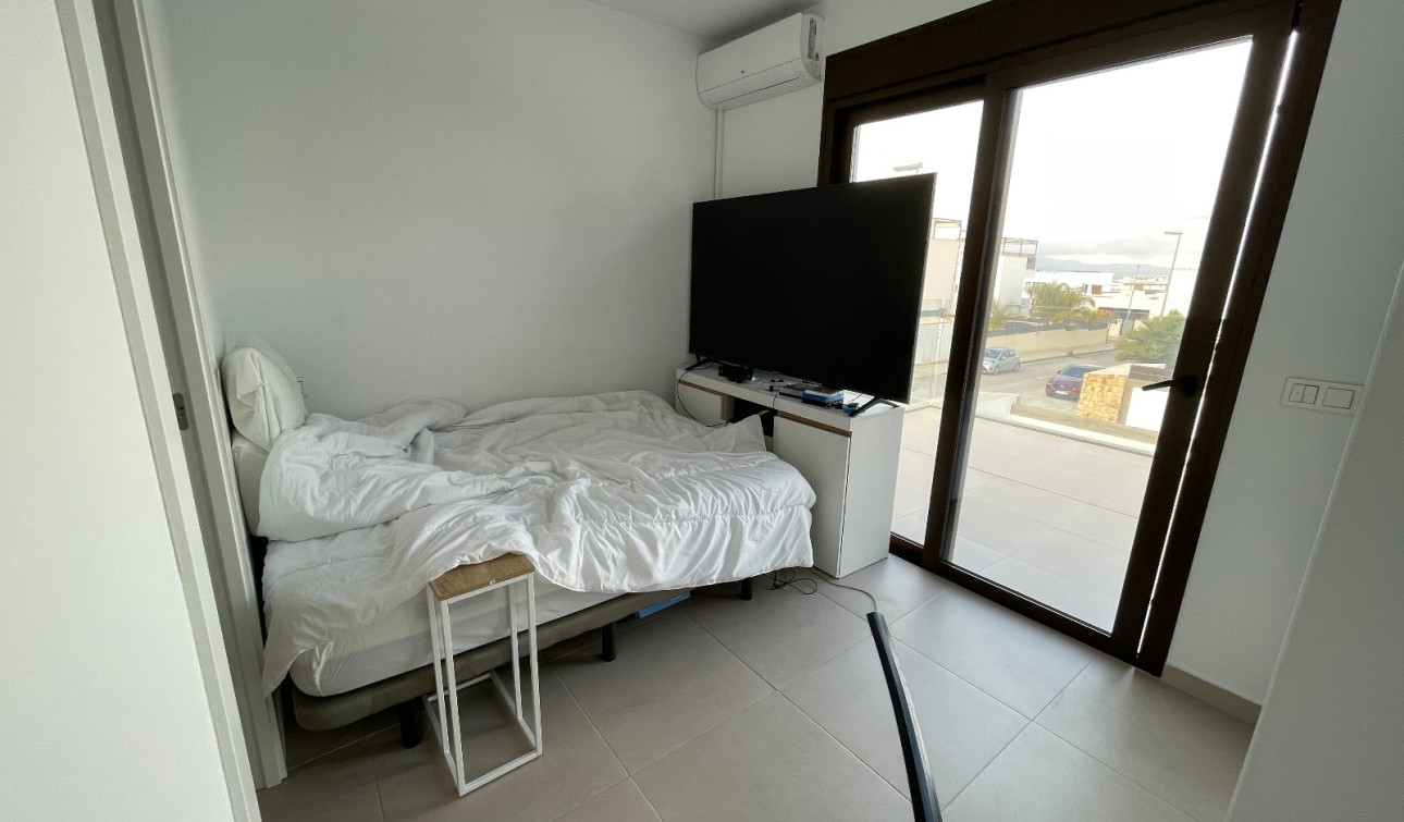 Reventa - Villa independiente - Benijofar