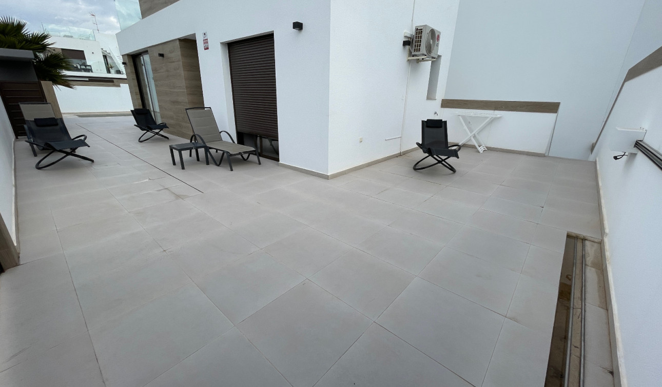 Reventa - Villa independiente - Benijofar