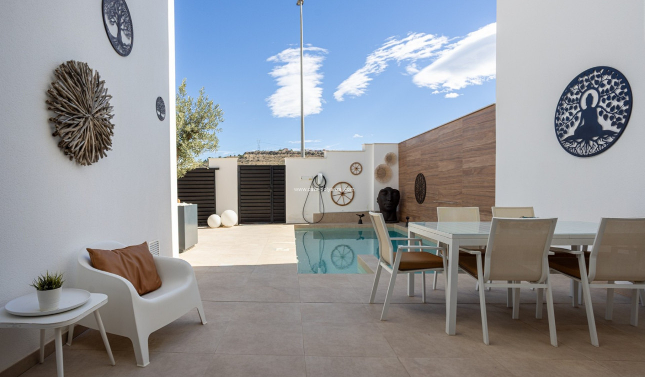 Reventa - Villa independiente - Benijofar