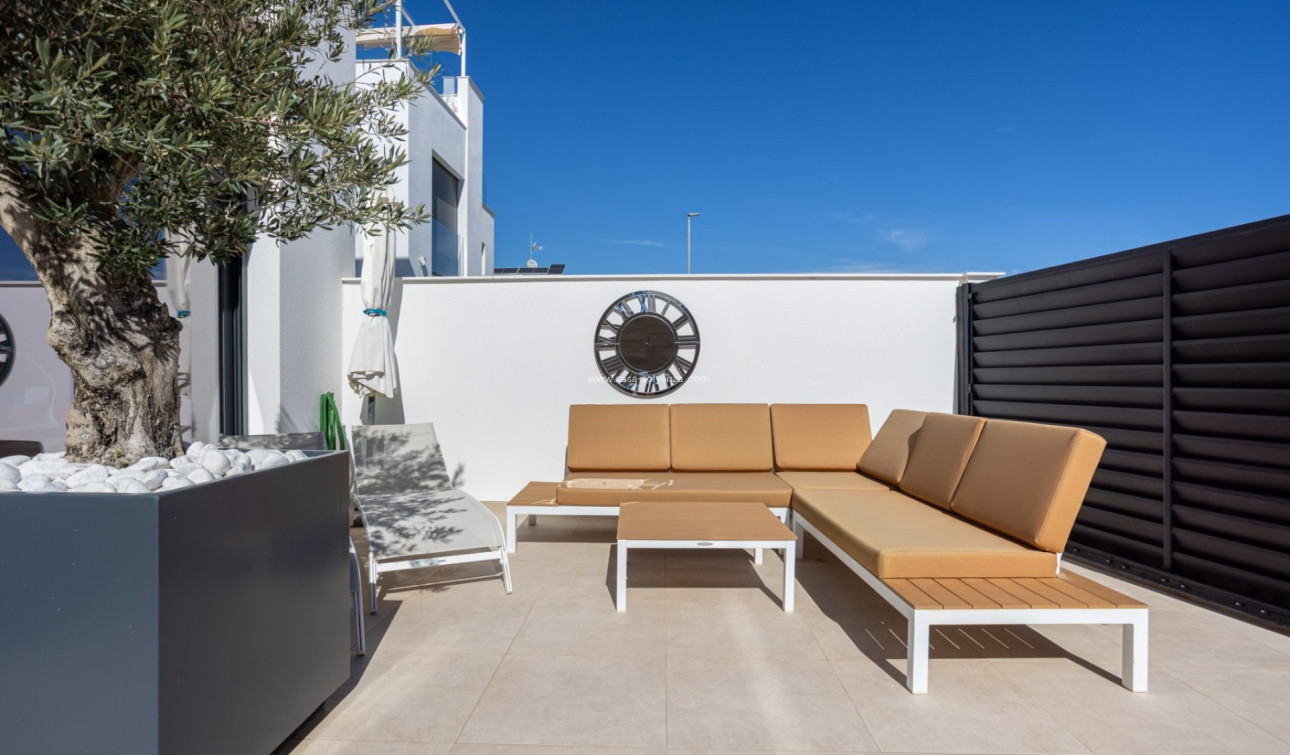 Reventa - Villa independiente - Benijofar
