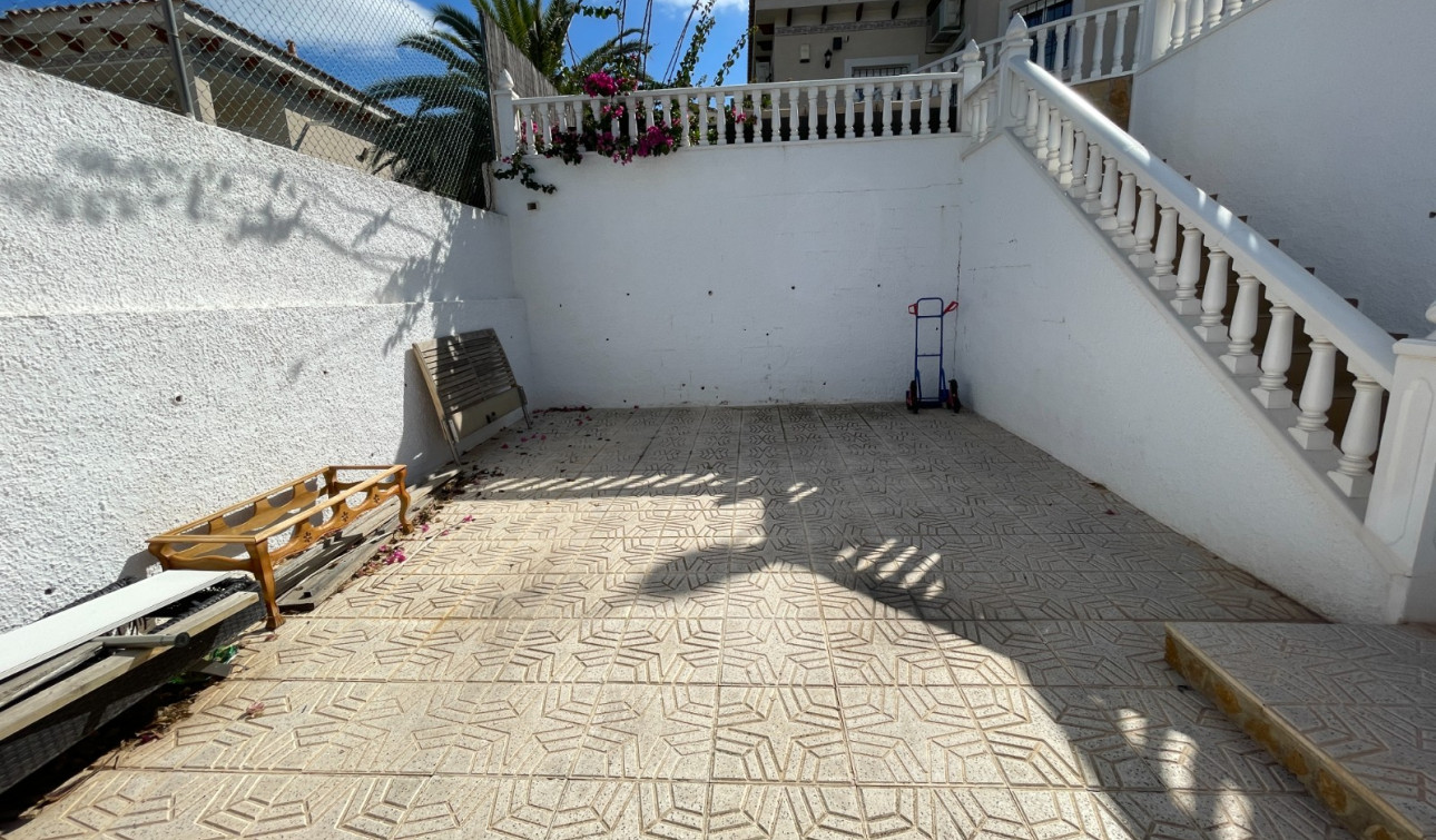 Reventa - Villa independiente - Bigastro