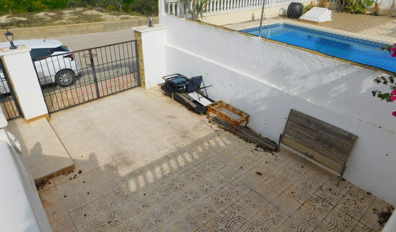 Reventa - Villa independiente - Bigastro