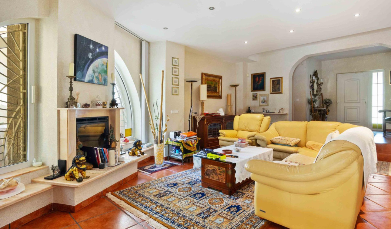 Reventa - Villa independiente - Cabo Roig - MUY CERCA DE LA PLAYA