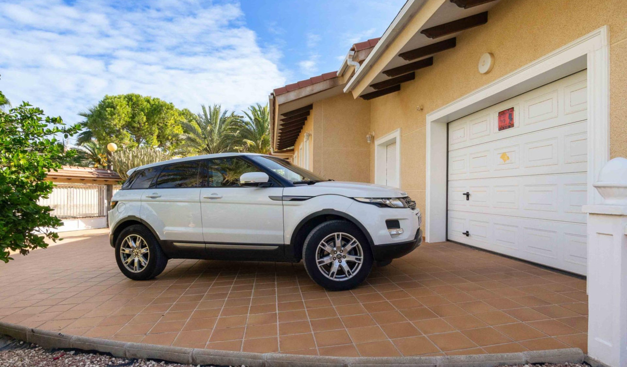 Reventa - Villa independiente - Cabo Roig - MUY CERCA DE LA PLAYA