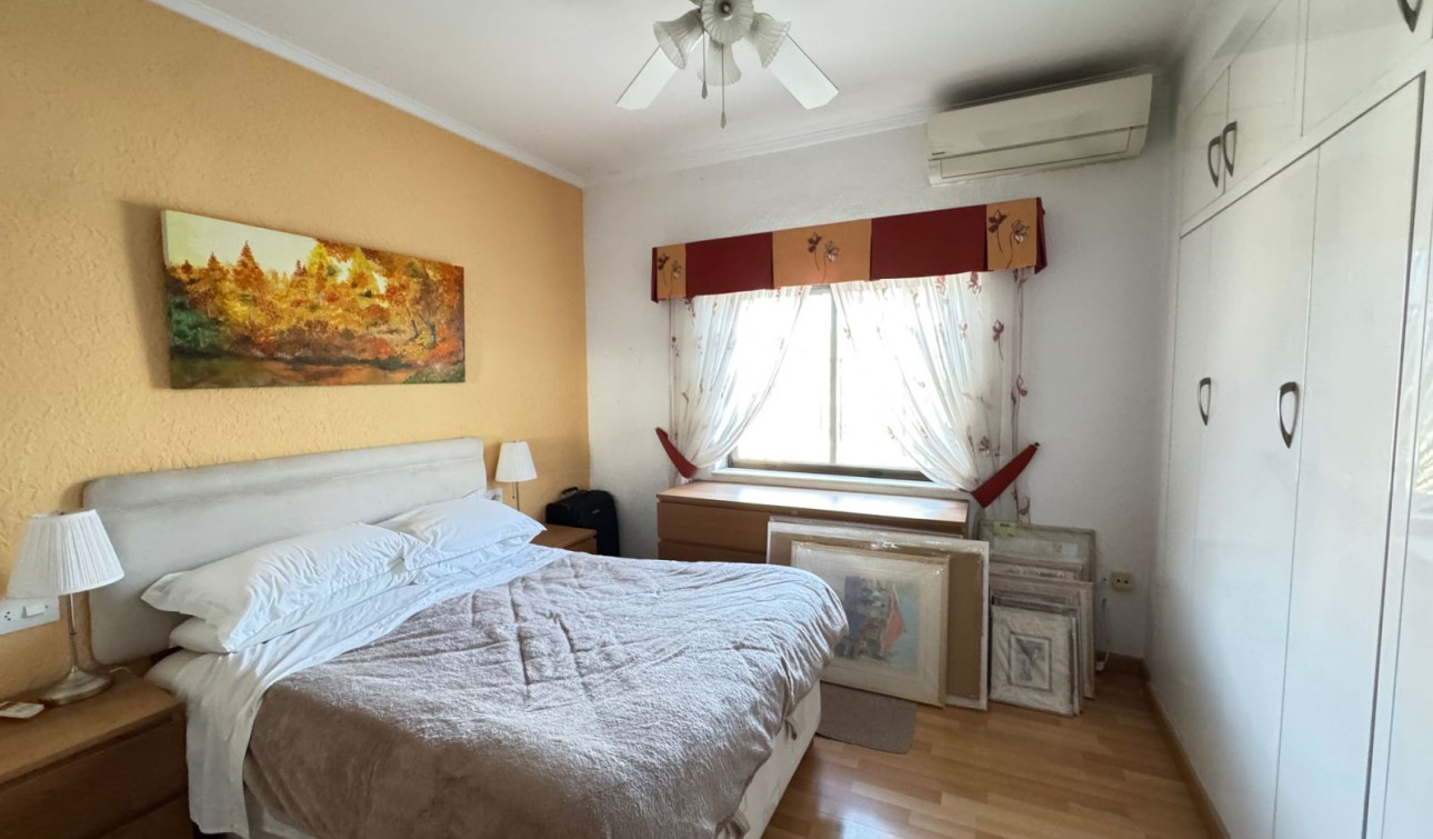 Reventa - Villa independiente - Cabo Roig