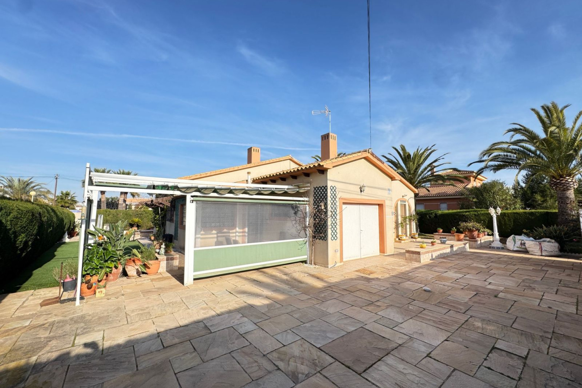 Reventa - Villa independiente - Cabo Roig