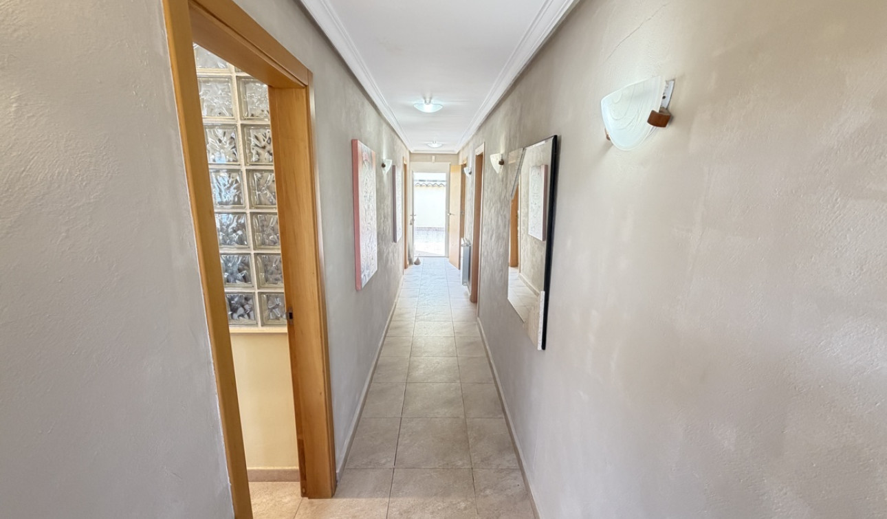Reventa - Villa independiente - Cabo Roig