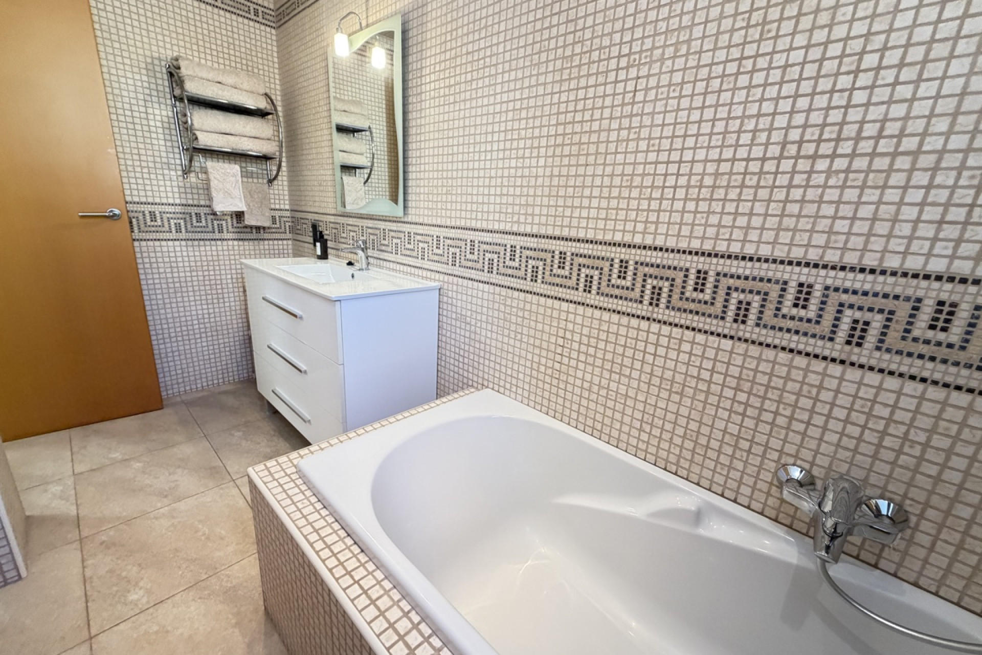 Reventa - Villa independiente - Cabo Roig