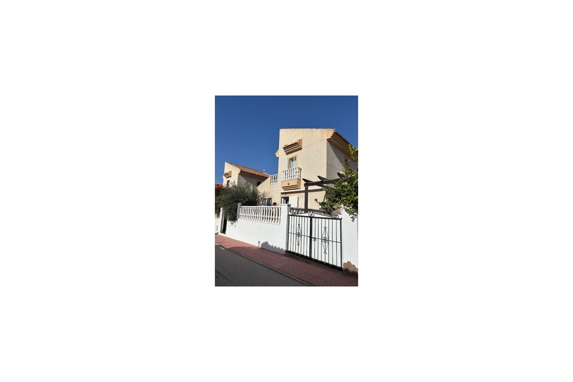 Reventa - Villa independiente - Ciudad Quesada - Airstrip