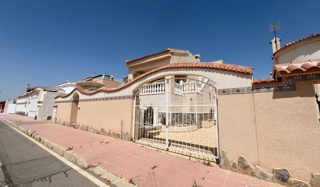 Reventa - Villa independiente - Ciudad Quesada - Airstrip