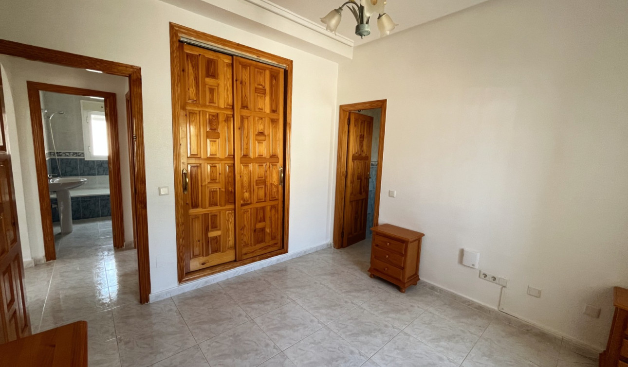 Reventa - Villa independiente - Ciudad Quesada - Airstrip
