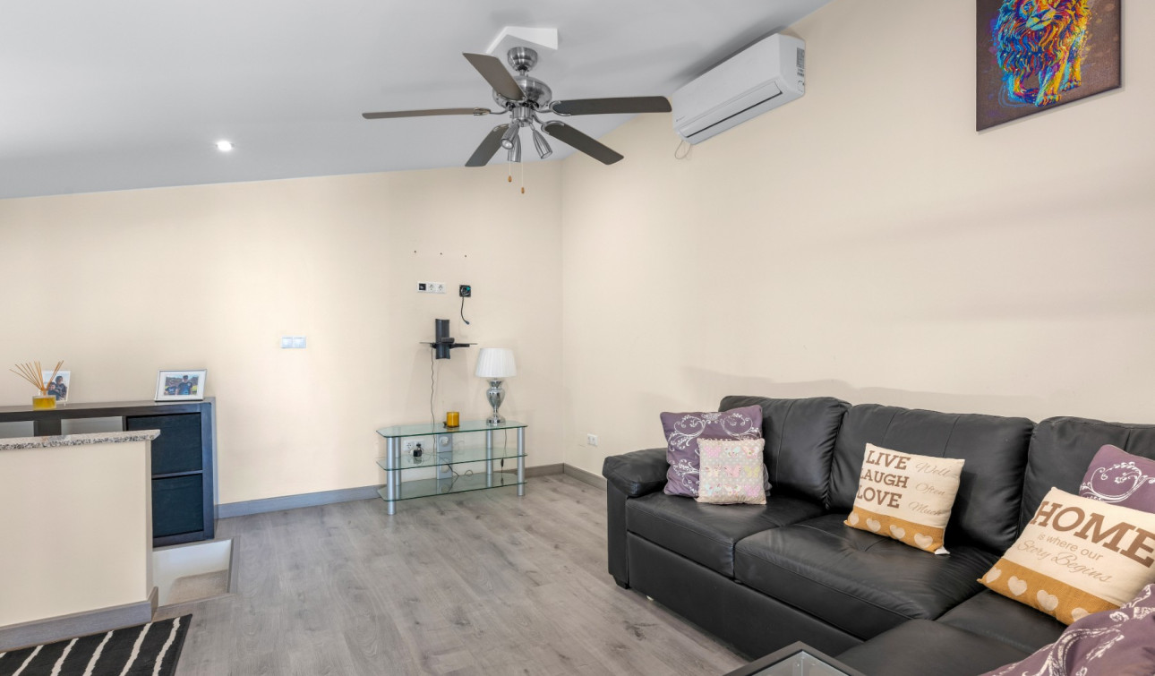 Reventa - Villa independiente - Ciudad Quesada - Center