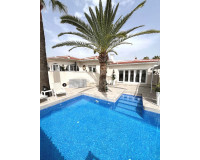 Reventa - Villa independiente - Ciudad Quesada - Central Quesada