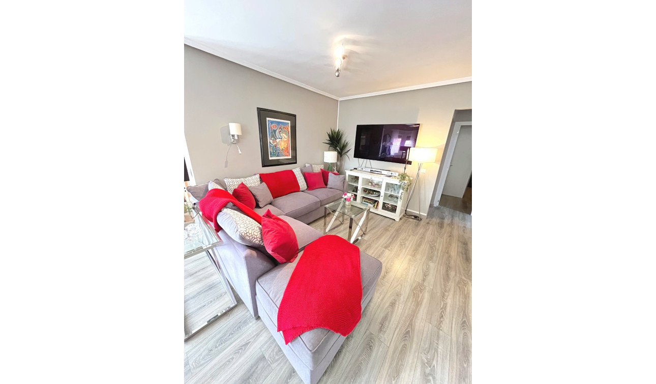 Reventa - Villa independiente - Ciudad Quesada - Central Quesada