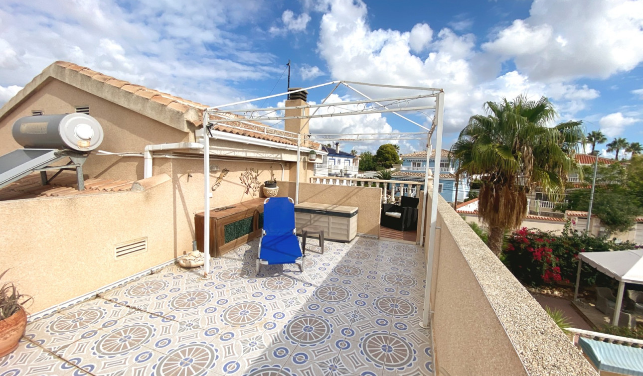 Reventa - Villa independiente - Ciudad Quesada - Central Quesada