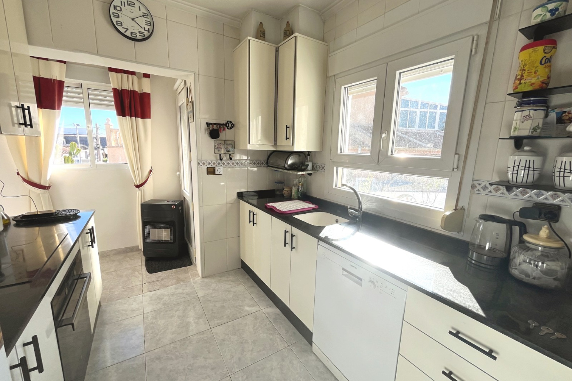 Reventa - Villa independiente - Ciudad Quesada - Central Quesada