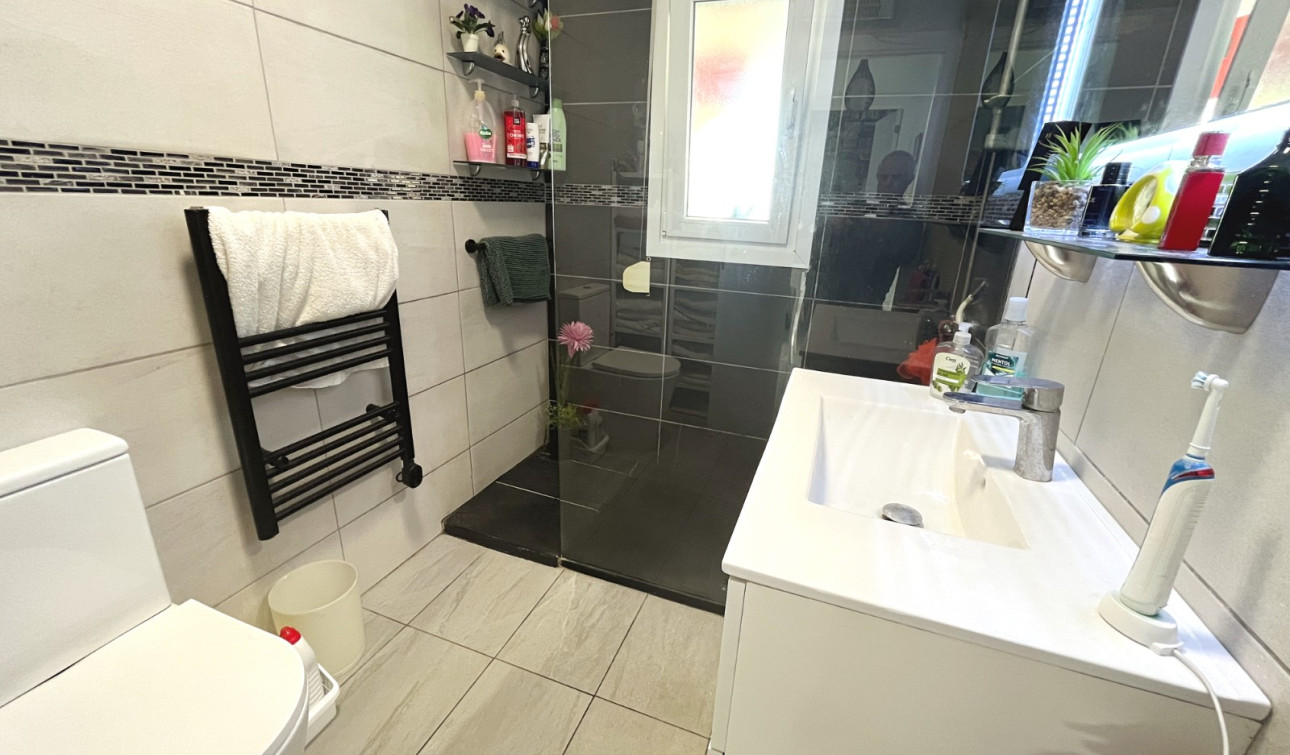 Reventa - Villa independiente - Ciudad Quesada - Central Quesada