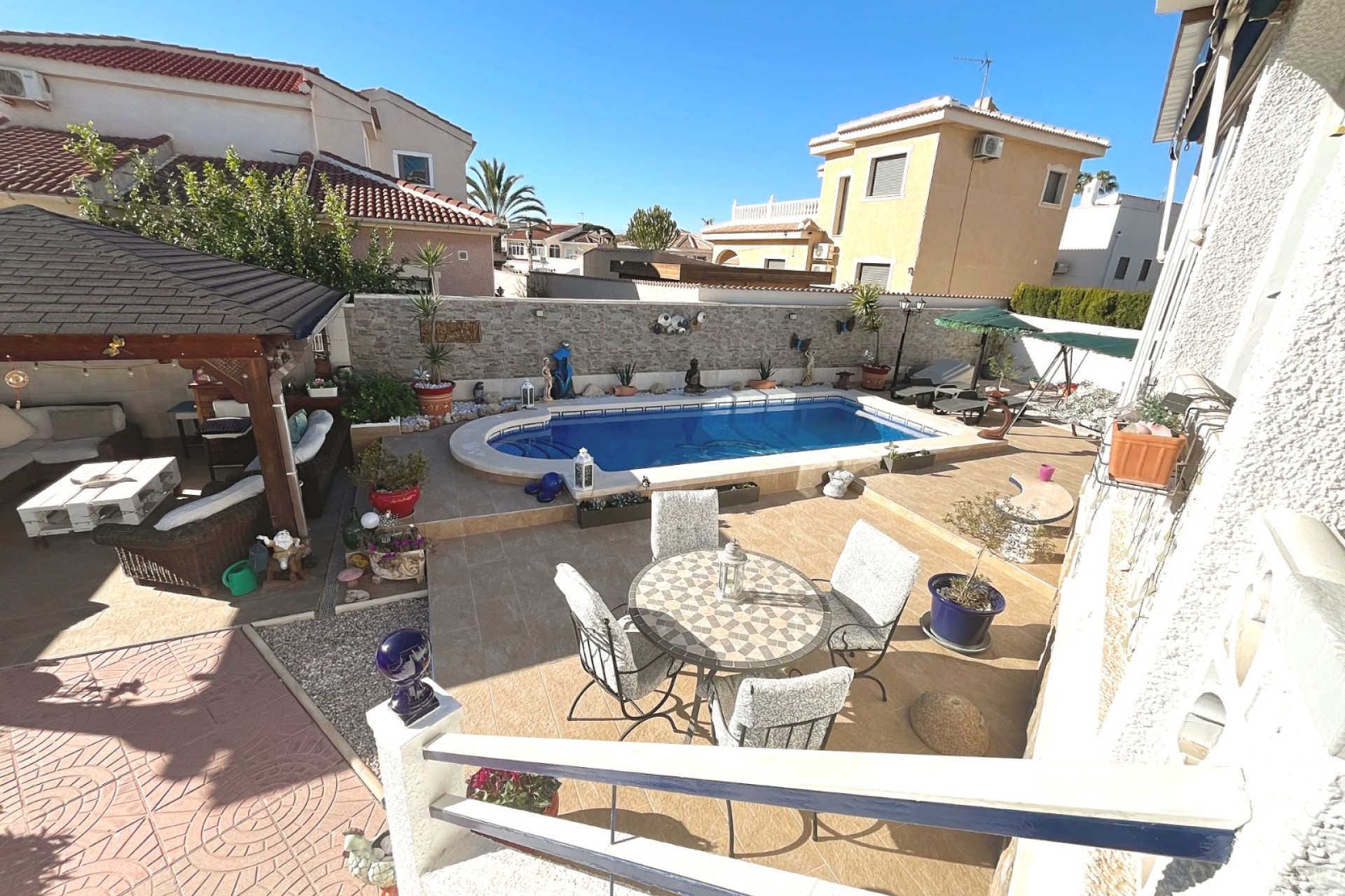 Reventa - Villa independiente - Ciudad Quesada - Central Quesada