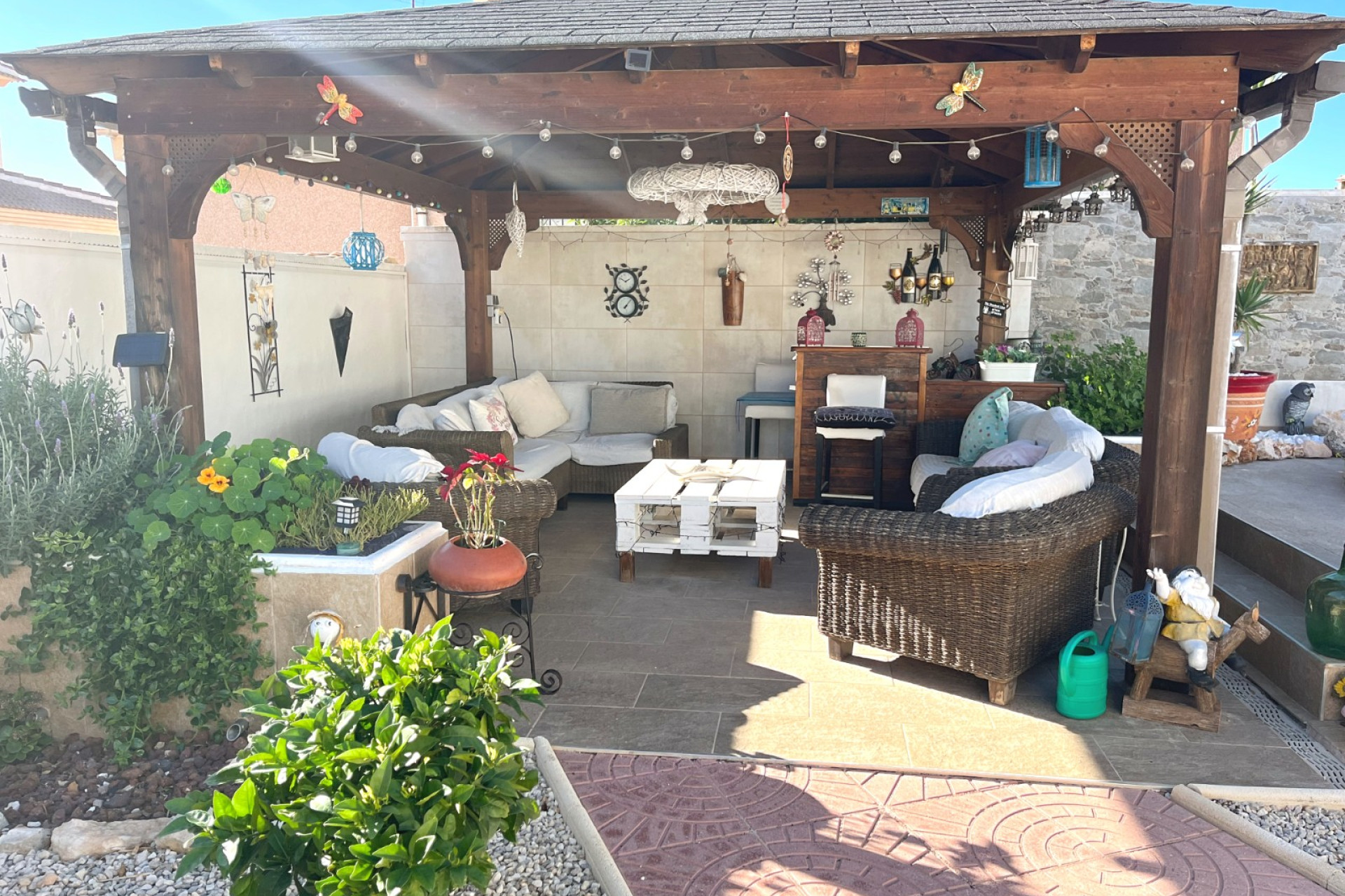 Reventa - Villa independiente - Ciudad Quesada - Central Quesada