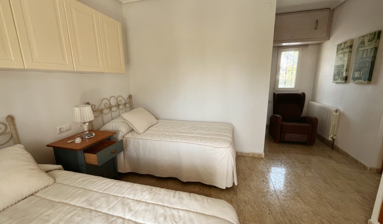 Reventa - Villa independiente - Ciudad Quesada - Central Quesada