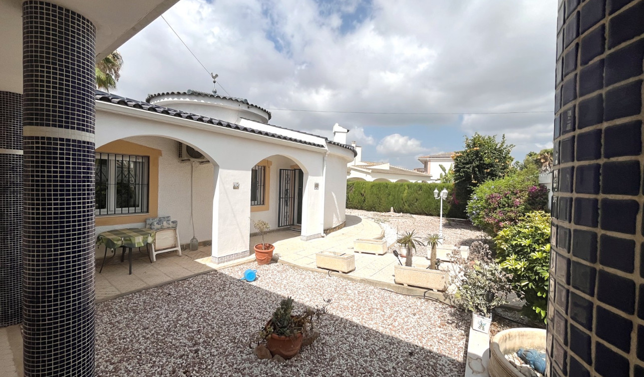 Reventa - Villa independiente - Ciudad Quesada - Central Quesada
