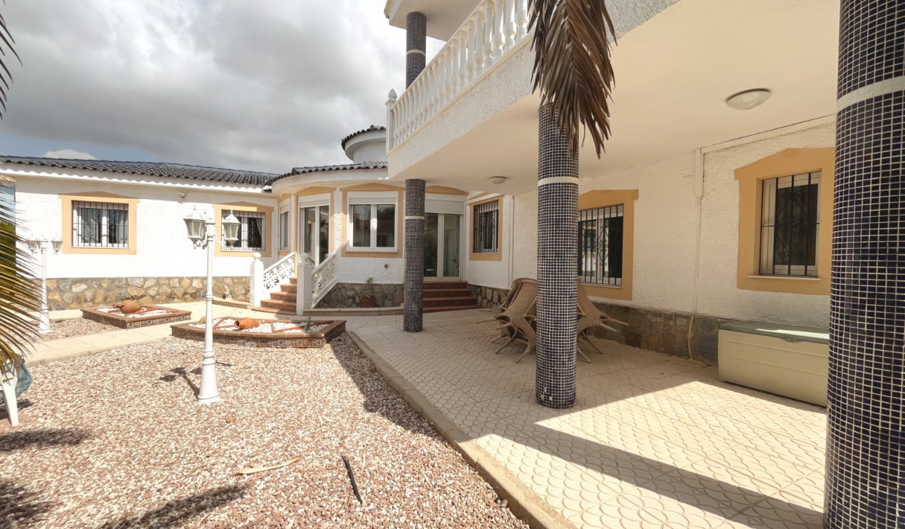 Reventa - Villa independiente - Ciudad Quesada - Central Quesada