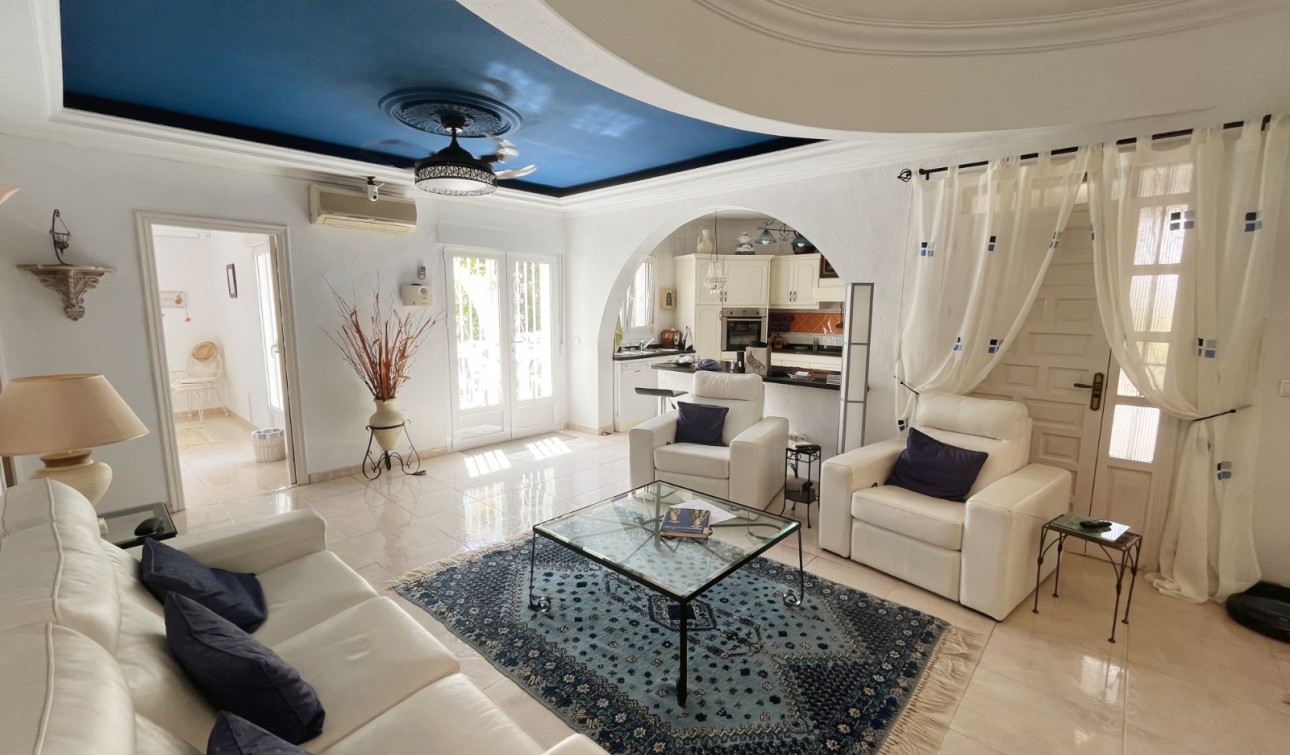Reventa - Villa independiente - Ciudad Quesada - Central Quesada