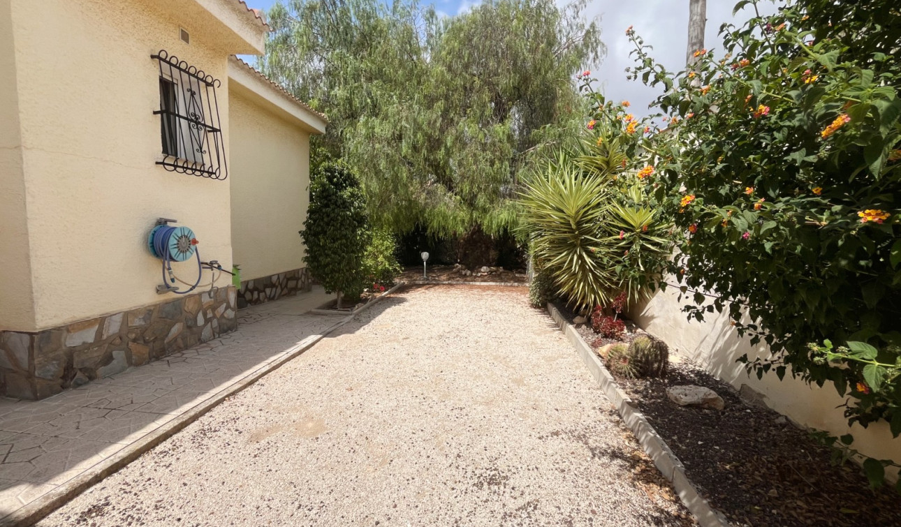Reventa - Villa independiente - Ciudad Quesada - Central Quesada