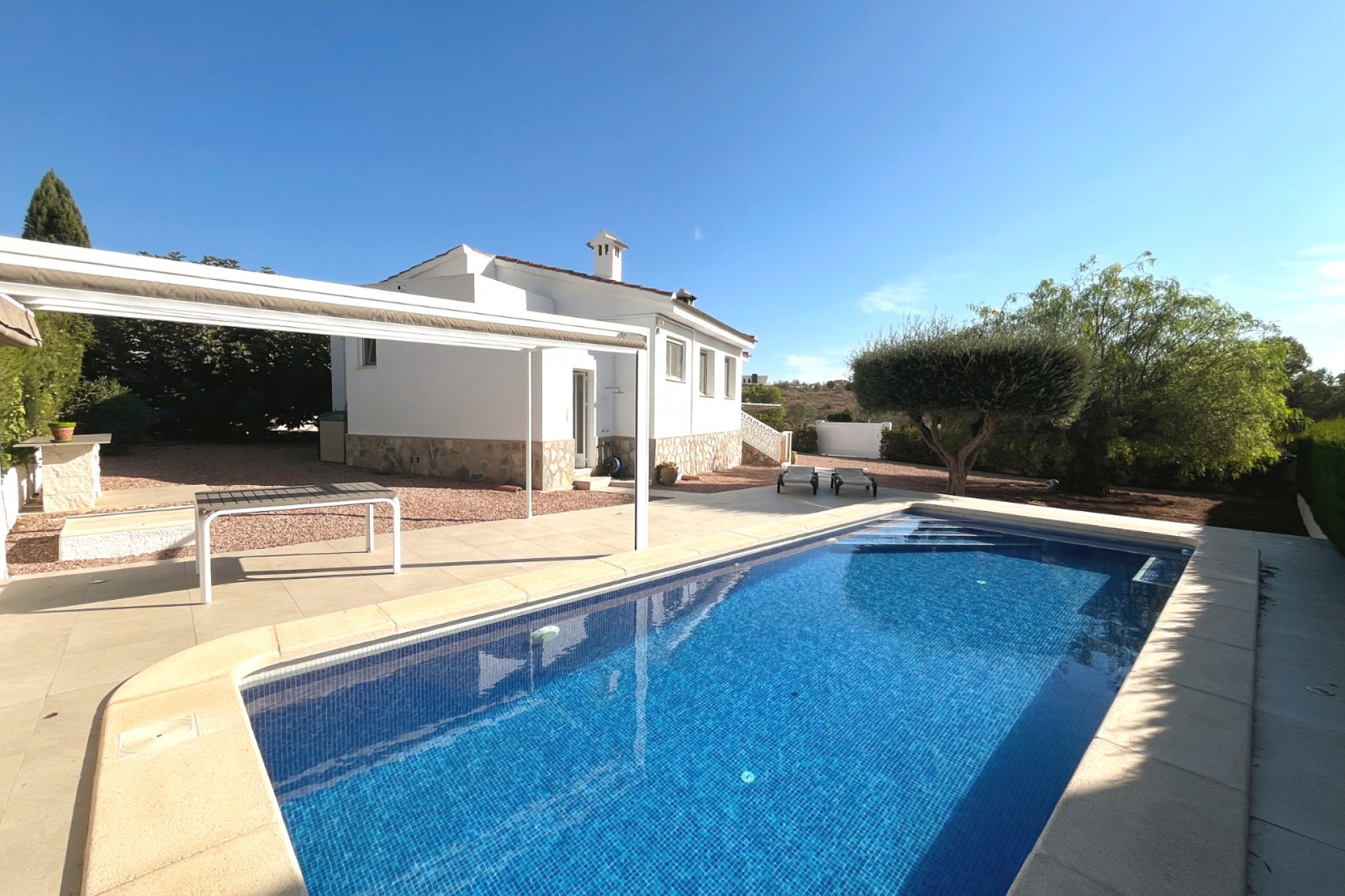 Reventa - Villa independiente - Ciudad Quesada - Central Quesada