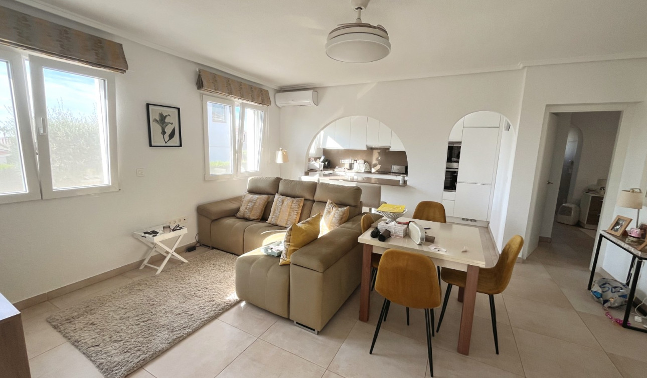 Reventa - Villa independiente - Ciudad Quesada - Central Quesada