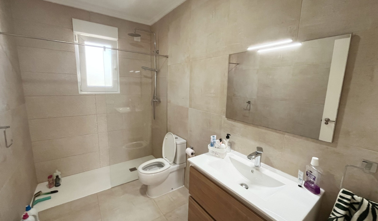 Reventa - Villa independiente - Ciudad Quesada - Central Quesada