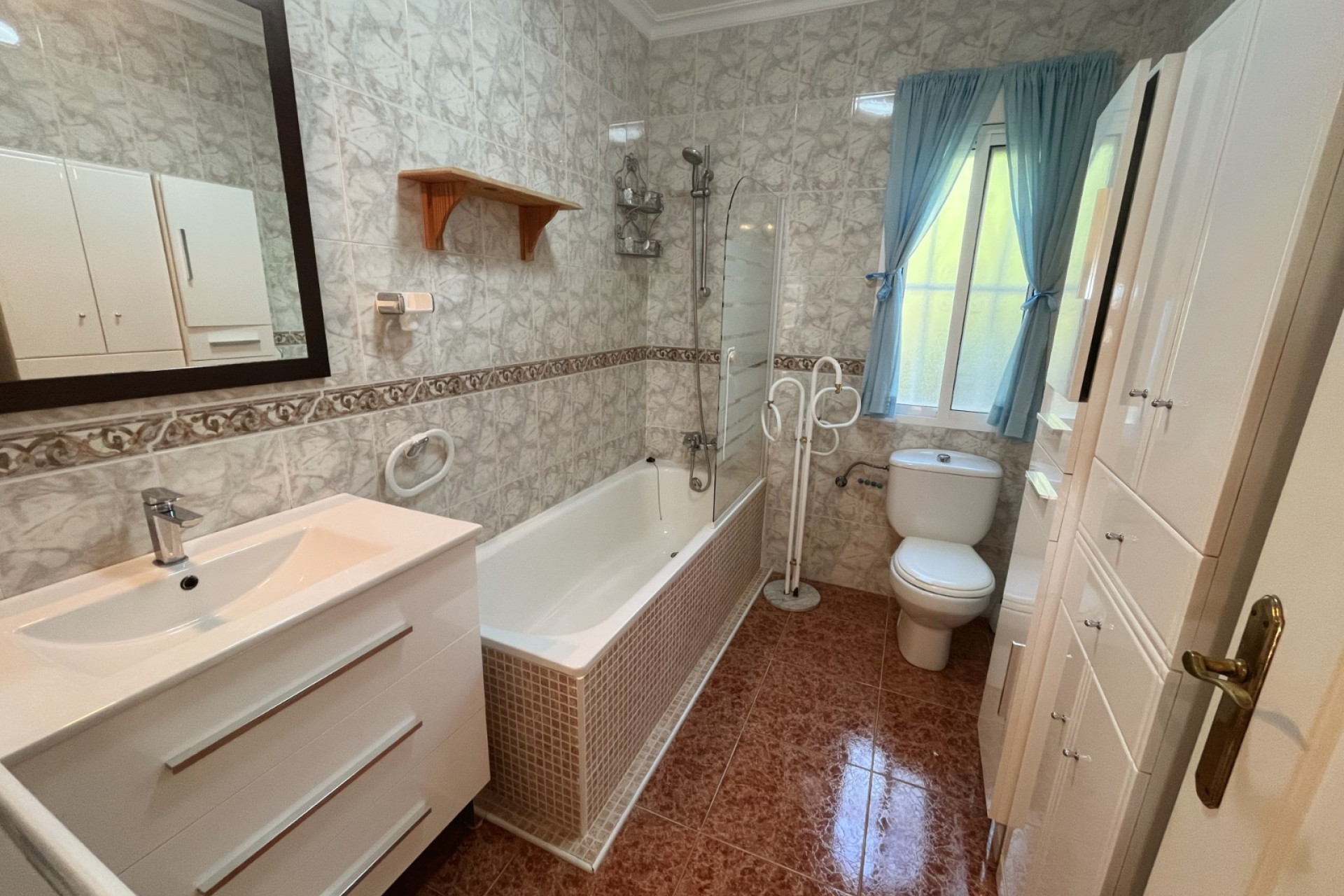 Reventa - Villa independiente - Ciudad Quesada - Central Quesada