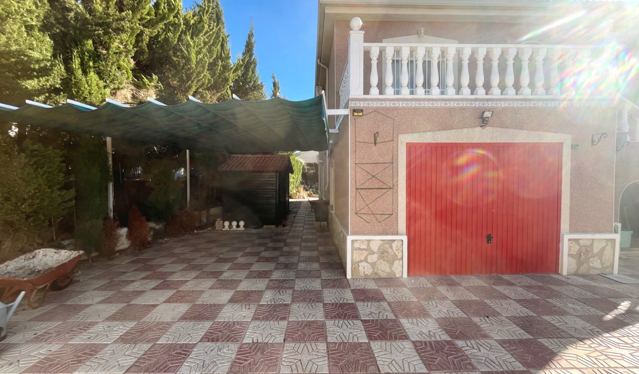 Reventa - Villa independiente - Ciudad Quesada - Central Quesada