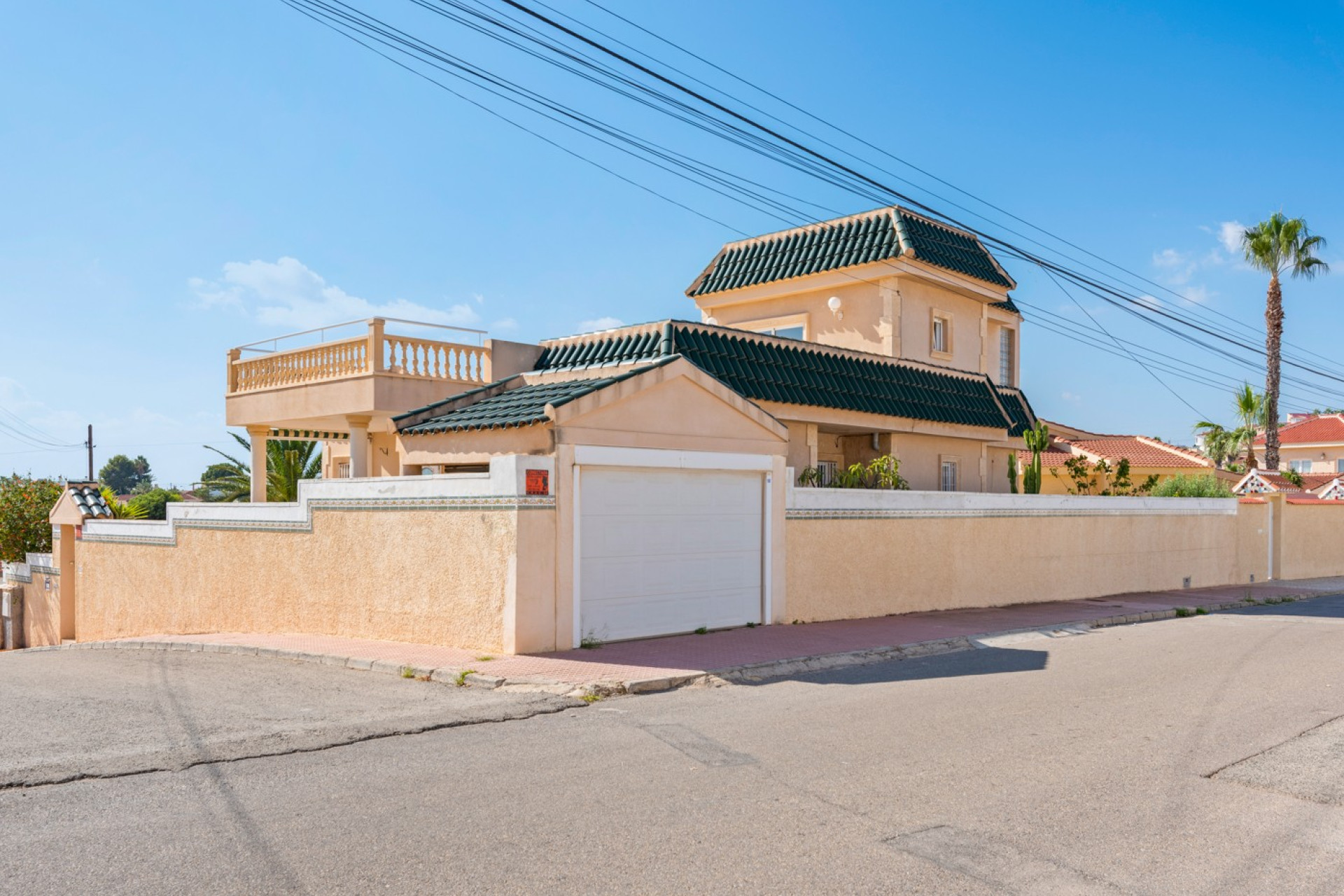 Reventa - Villa independiente - Ciudad Quesada - Central Quesada