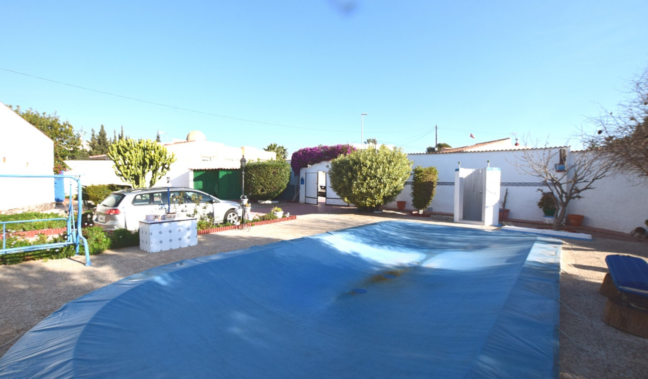 Reventa - Villa independiente - Ciudad Quesada - Central Quesada