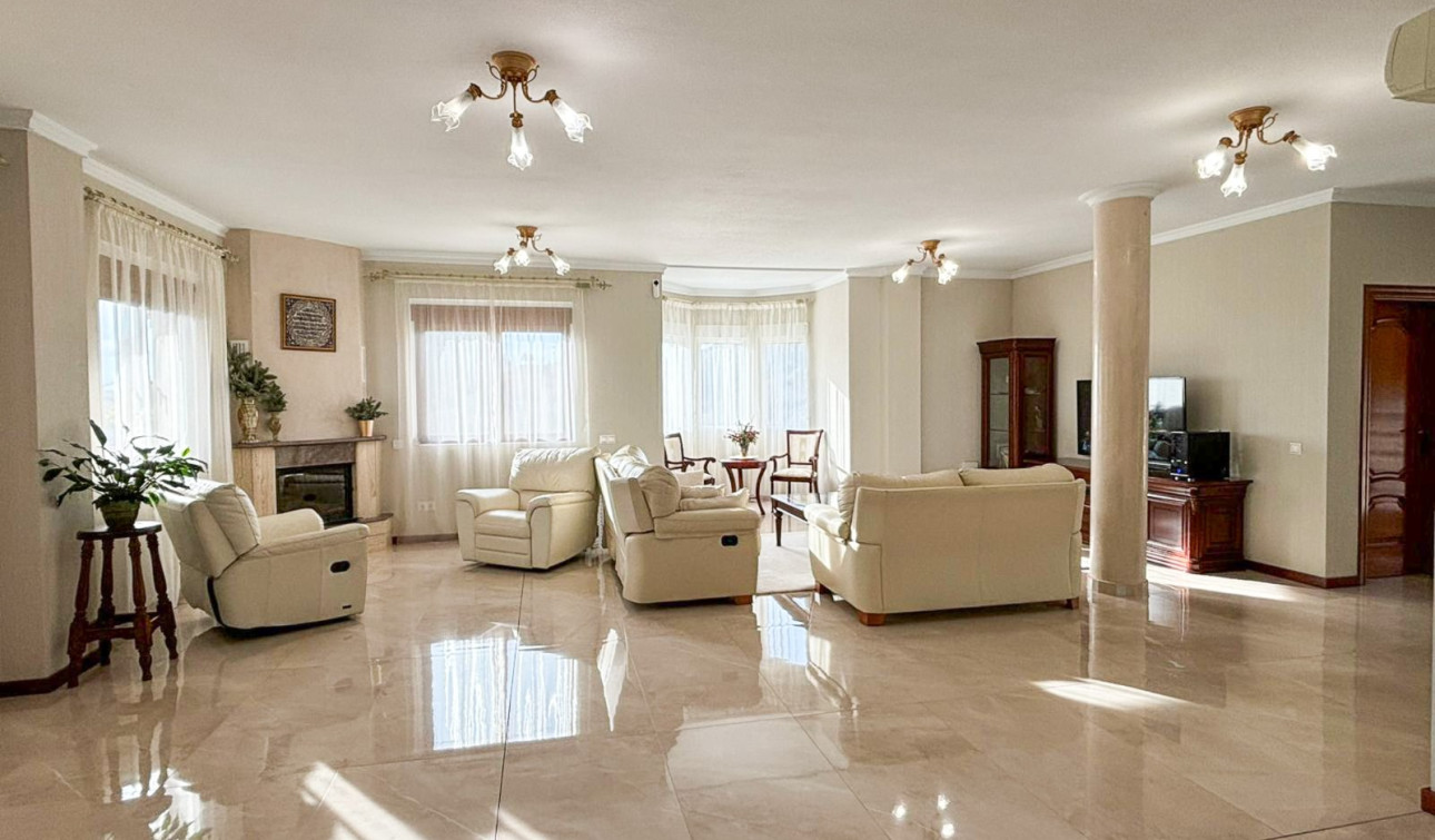 Reventa - Villa independiente - Ciudad Quesada - Cuidad quesada